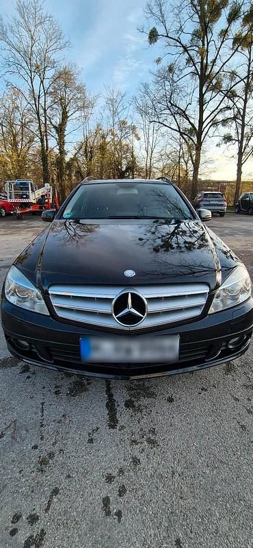 Gebraucht Mercedes C220 170 PS (125 kW) 2010 Schwarz Kombi