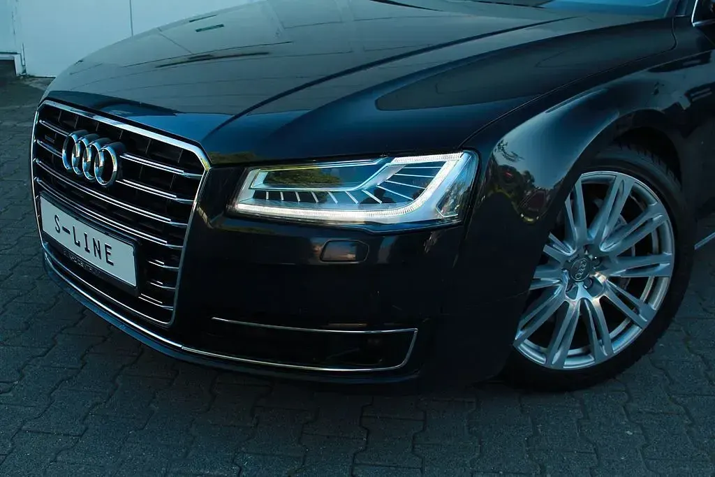 Gebraucht Audi A8 Exclusive 258 PS (189 kW) 2013 Blau Limousine