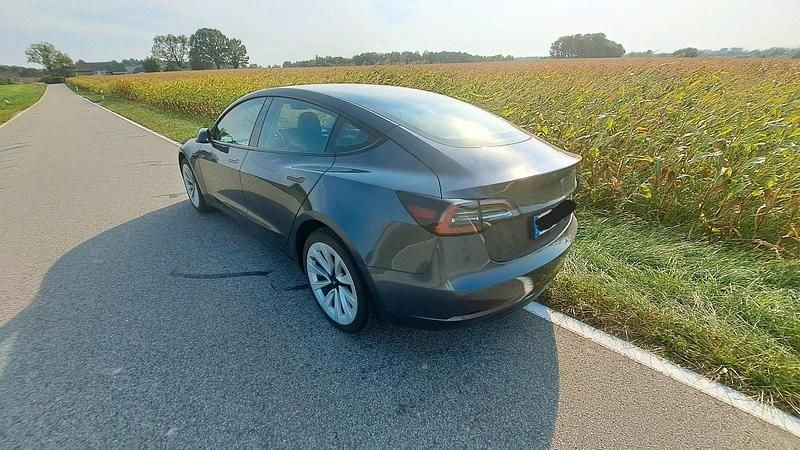 Gebraucht Tesla Model 3 RWD 239 kW (325 PS) 2022 Grau Limousine