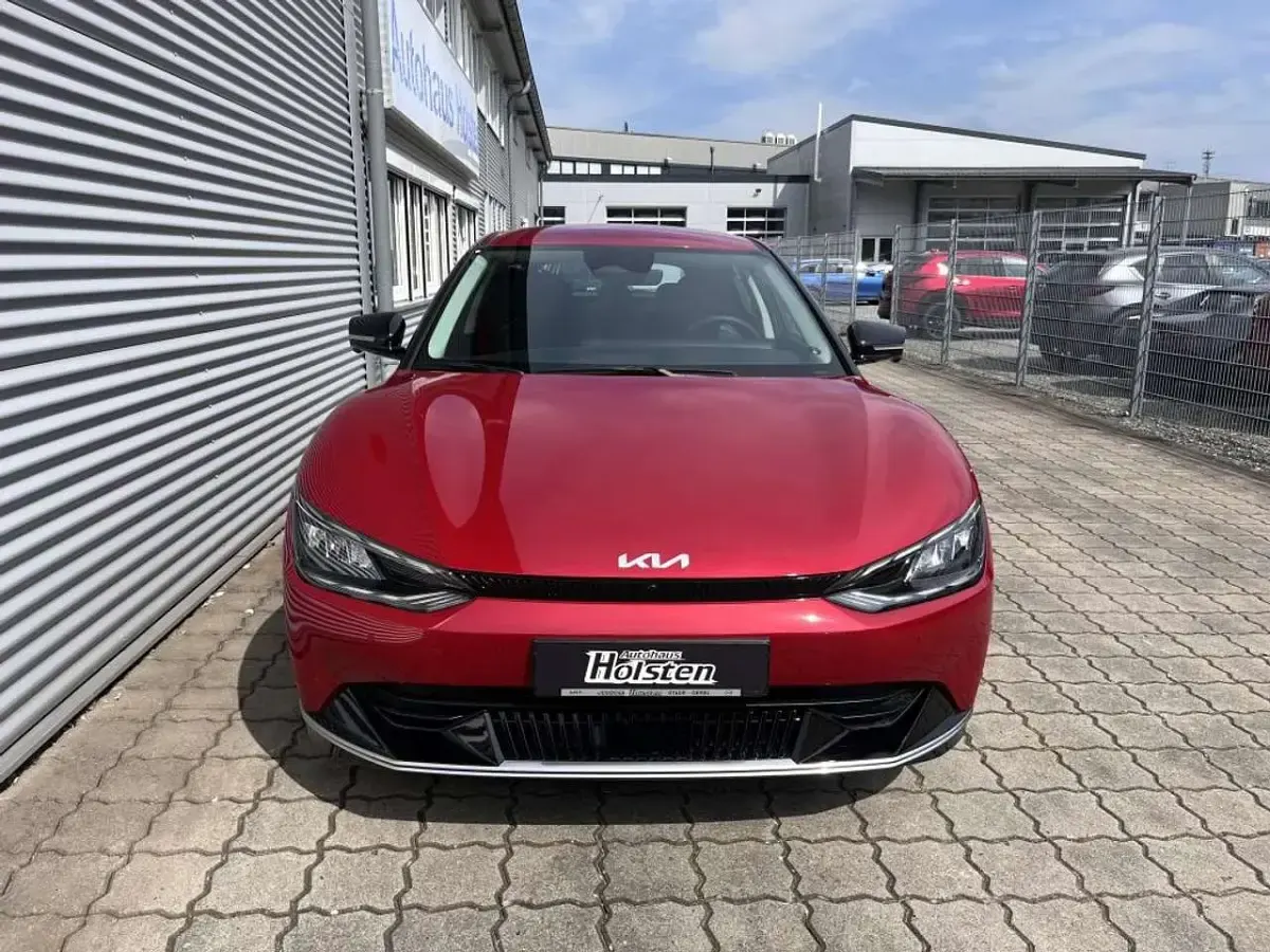 Gebraucht Kia EV6 Air 125 kW (170 PS) 2024 Runway rot metallic SUV