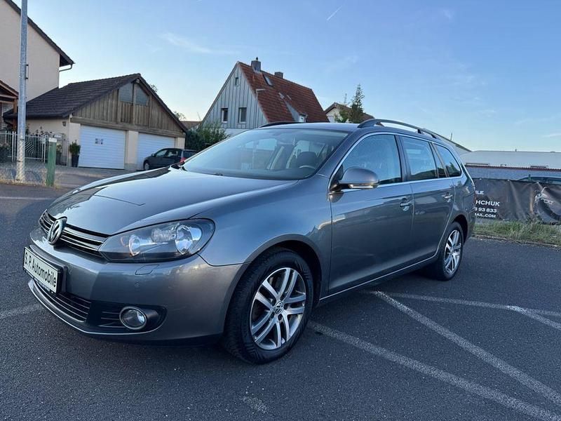 Grau Gebraucht 2011 VW Golf VI Comfortline Kombi | 4.950 € (Fairer Preis) - Bild 1/4