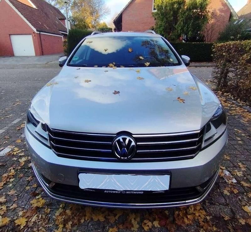 Gebraucht 2011 VW Passat Highline Kombi | 6.999 € (Fairer Preis) - Bild 1/4