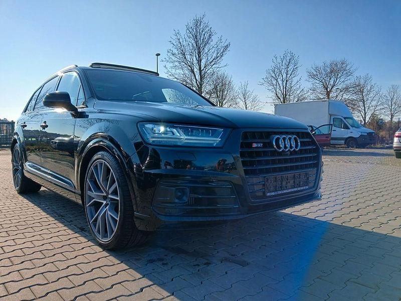 Schwarz Gebraucht 2017 Audi SQ7 Sport SUV | 36.299 € (Guter Preis) - Bild 1/4