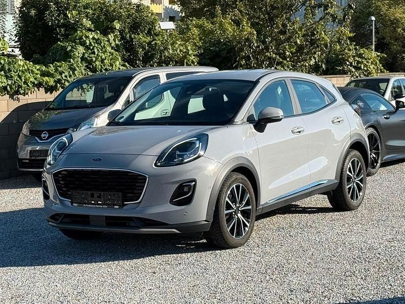 Grau Gebraucht 2021 Ford Puma Gen-E Titanium SUV | 14.990 € (Superpreis) - Bild 1/4