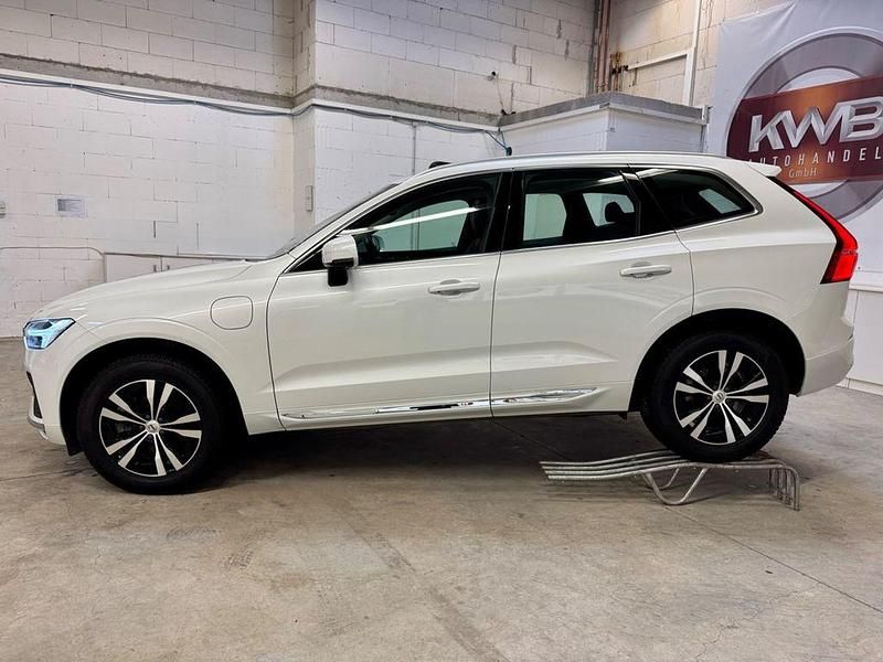 Gebraucht Volvo XC60 Core 398 PS (292 kW) 2022 Weiß SUV