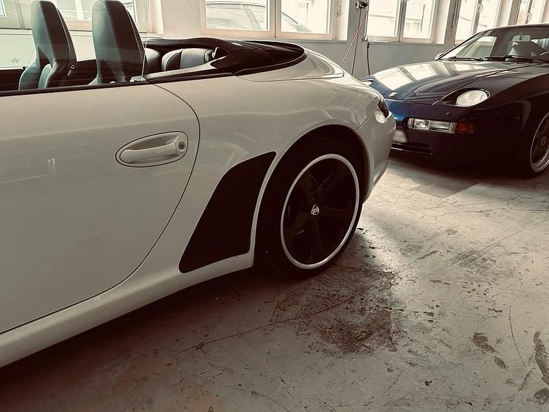 Second-hand Porsche 997 325 CP (239 kW) 2006 Alb Cabrio