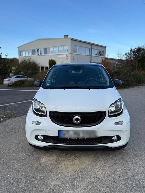 Gebraucht Smart ForFour 70 PS (51 kW) 2017 Weiß Kleinwagen