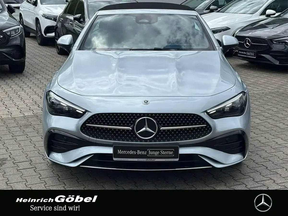 Gebraucht Mercedes CLE300 AMG 258 PS (189 kW) 2025 Silber Cabrio