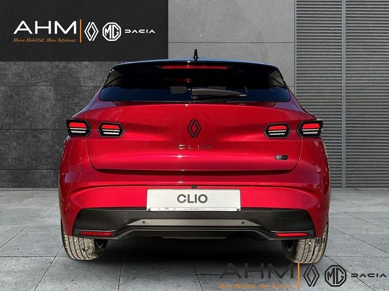 Gebraucht Renault Clio V Esprit Alpine 158 PS (116 kW) 2025 Rot Limousine