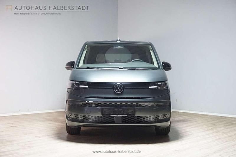 Gebraucht VW Multivan 150 PS (110 kW) 2025 Grau Van