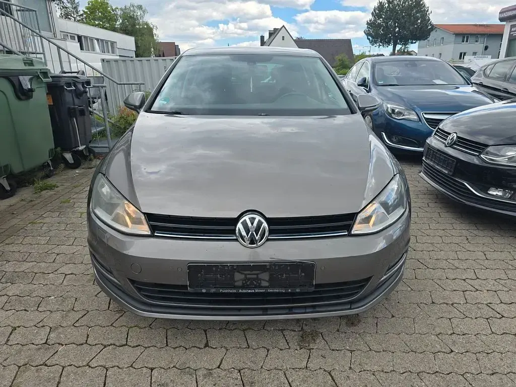 Usata VW Golf VII Trendline 105 CV (77 kW) 2014 Grigio Berlina