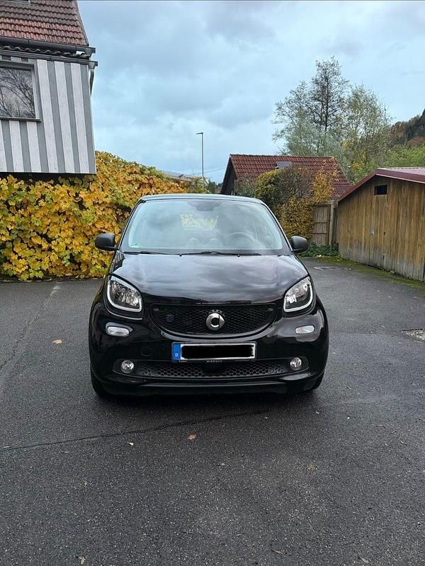 Schwarz Gebraucht 2018 Smart ForFour Electric Drive Kleinwagen | 8.500 € (Fairer Preis) - Bild 1/4