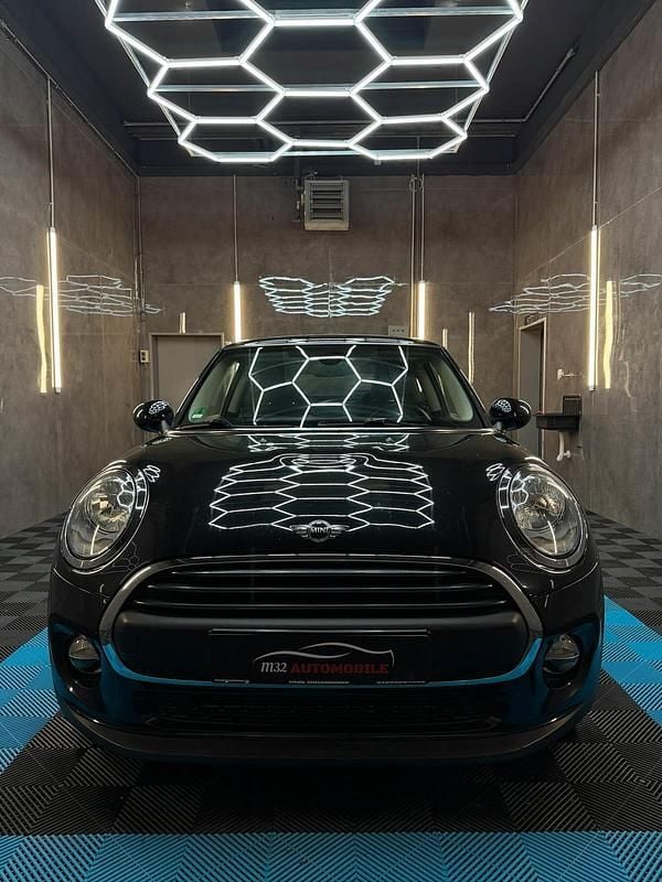 Gebraucht Mini ONE 102 PS (75 kW) 2017 Schwarz Kleinwagen