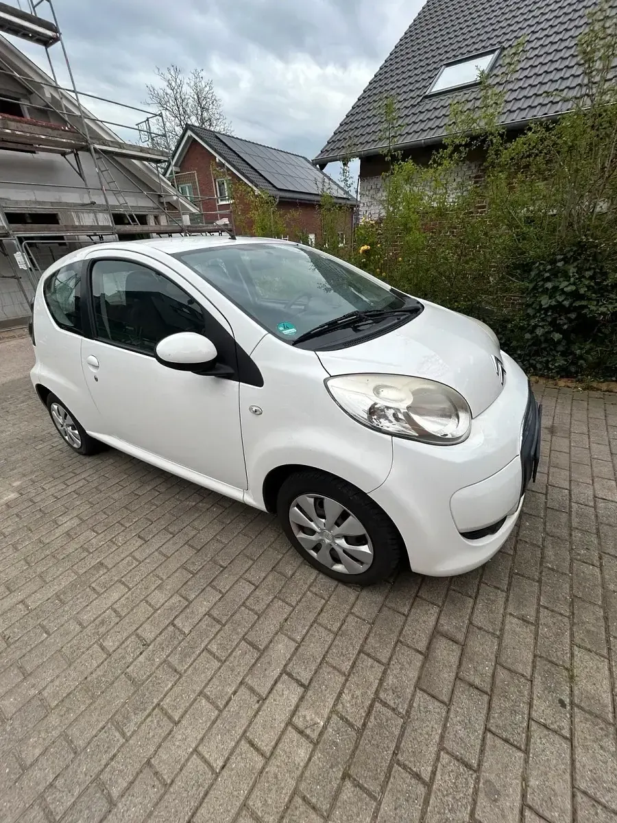 Second-hand Citroën C1 69 CP (50 kW) 2011 Alb Hatchback