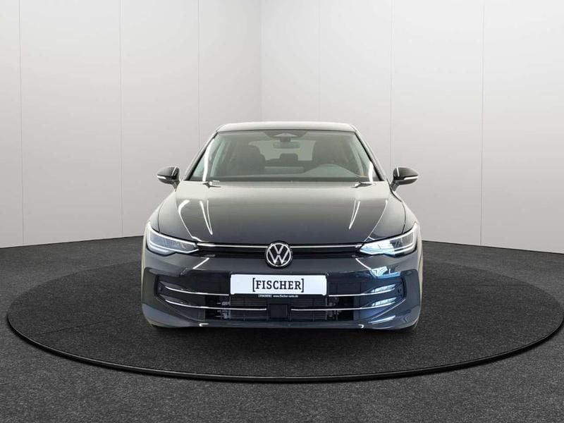 Gebraucht VW Golf VIII 116 PS (85 kW) 2026 Grau Limousine