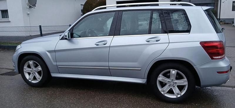 Gebraucht Mercedes GLK250 204 PS (150 kW) 2012 Grau SUV