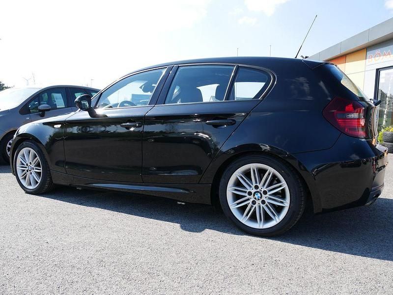 Second-hand BMW 120 Performance 177 CP (130 kW) 2011 Negru Hatchback