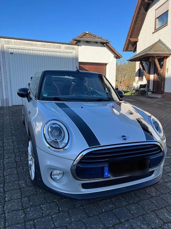 Second-hand Mini Cooper 136 CP (100 kW) 2017 Argintiu Hatchback