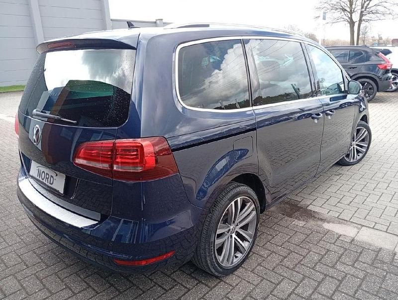 Gebraucht VW Sharan Highline 184 PS (135 kW) 2017 Grün Van / Kleinbus