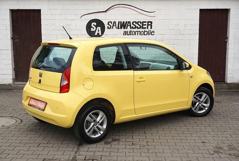 Gebraucht Seat Mii Chic 60 PS (44 kW) 2015 Gelb Kleinwagen