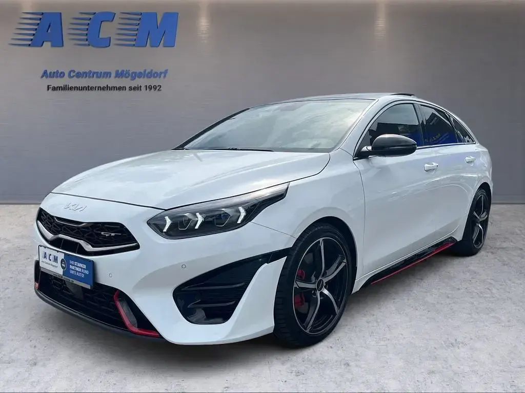 Gebraucht Kia ProCeed GT GT 204 PS (150 kW) 2023 Weiß Kleinwagen