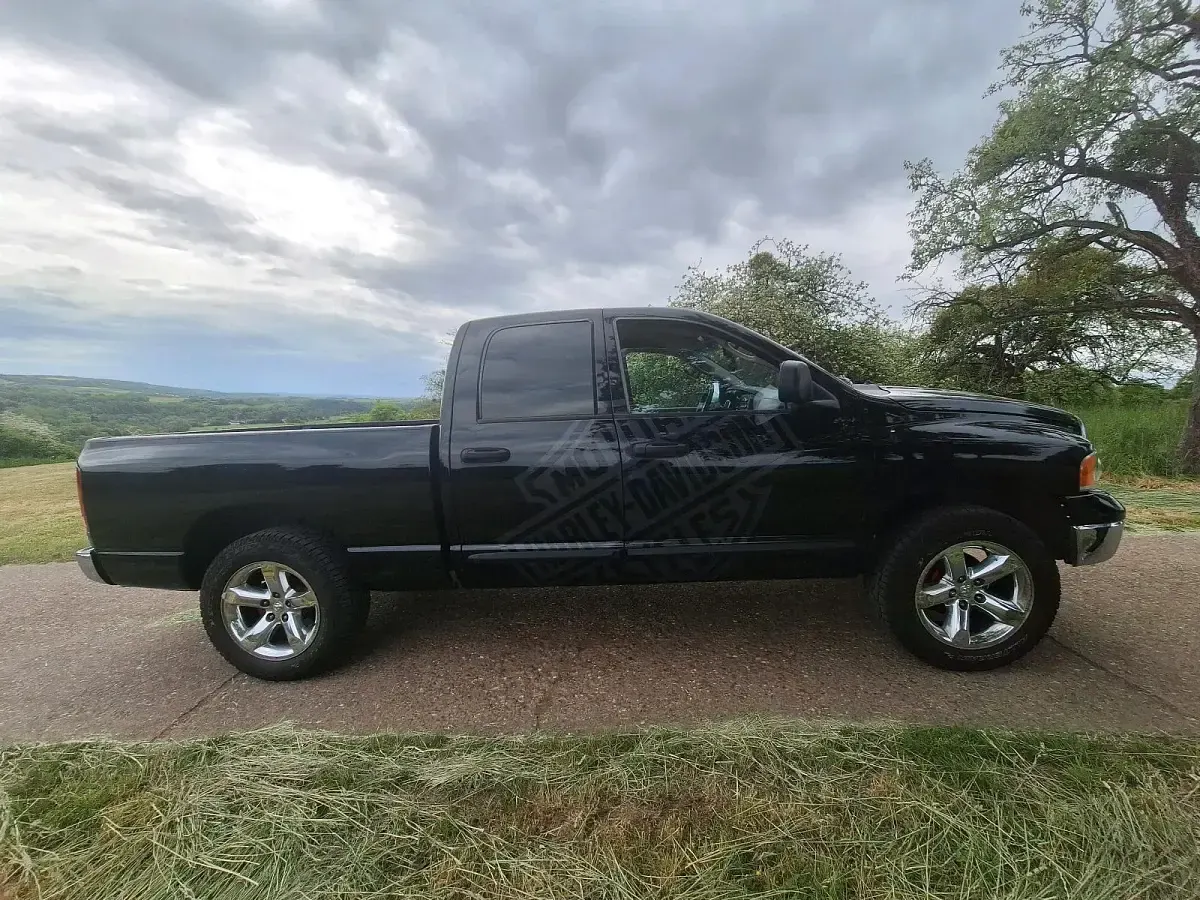 Second-hand Dodge Ram 250 CP (183 kW) 2004 Negru Pickup