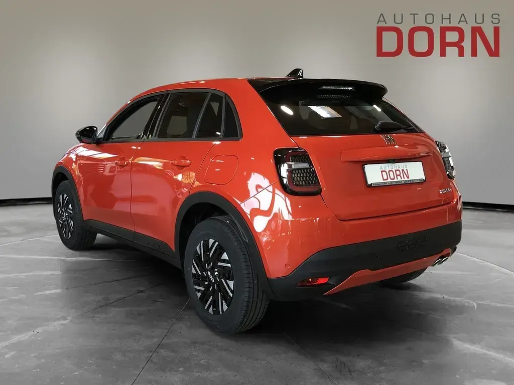 Neu Fiat 600 136 PS (100 kW) 2026 Sole orange SUV