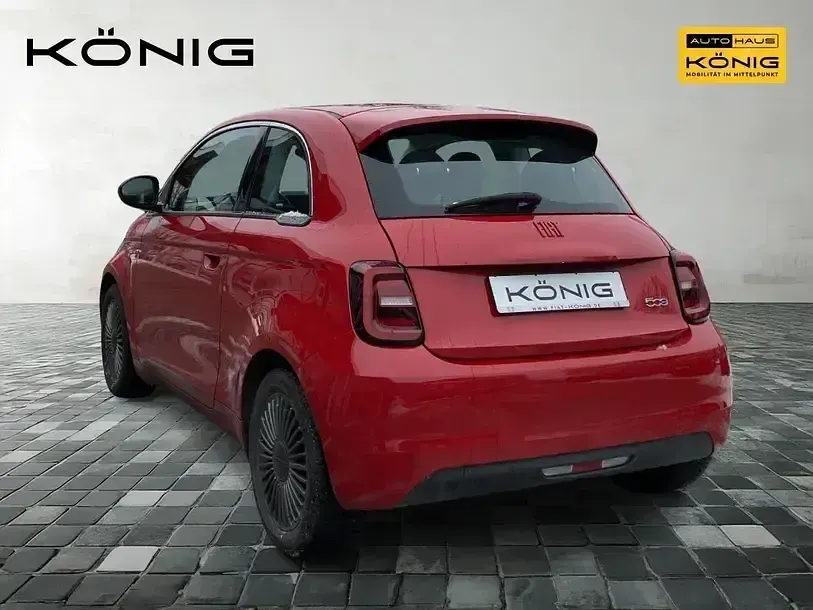 Gebraucht Fiat 500e Red 86 kW (118 PS) 2022 Rot Limousine