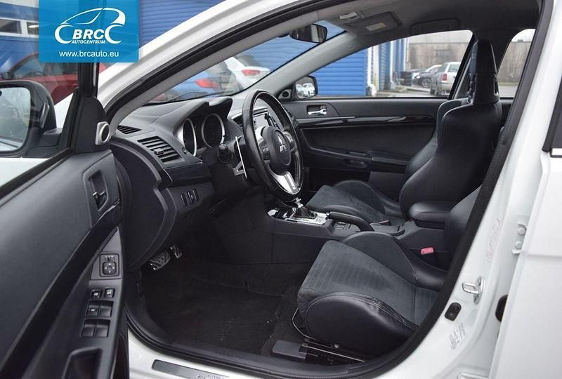 Gebraucht Mitsubishi Lancer Evolution 295 PS (216 kW) 2014 Weiß Limousine