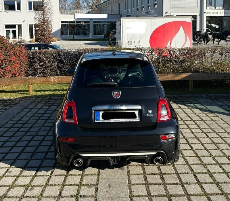 Gebraucht Abarth 595 70th Anniversary 165 PS (121 kW) 2020 Schwarz Kleinwagen