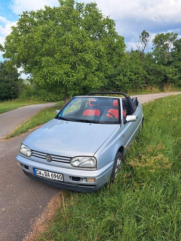 Silber Gebraucht 1996 VW Golf Cabriolet Comfortline Cabrio | 700 € (Superpreis) - Bild 1/4