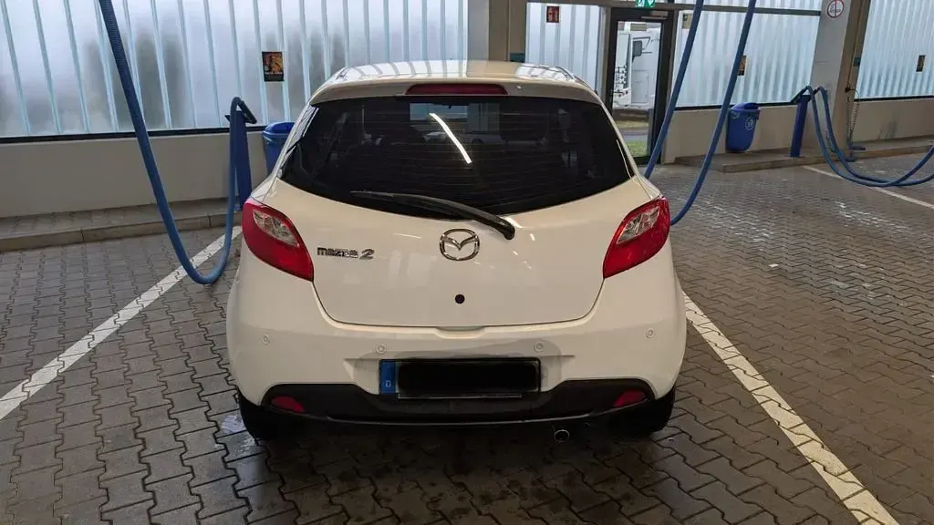 Occasion Mazda 2 Dynamic 86 ch (63 kW) 2009 Blanc Citadine