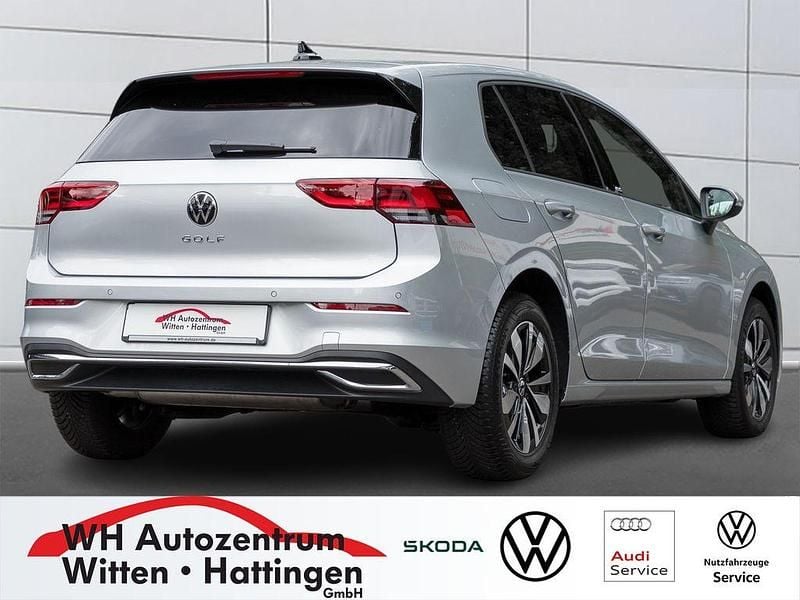 Gebraucht VW Golf VIII Move 131 PS (96 kW) 2023 Grau Limousine