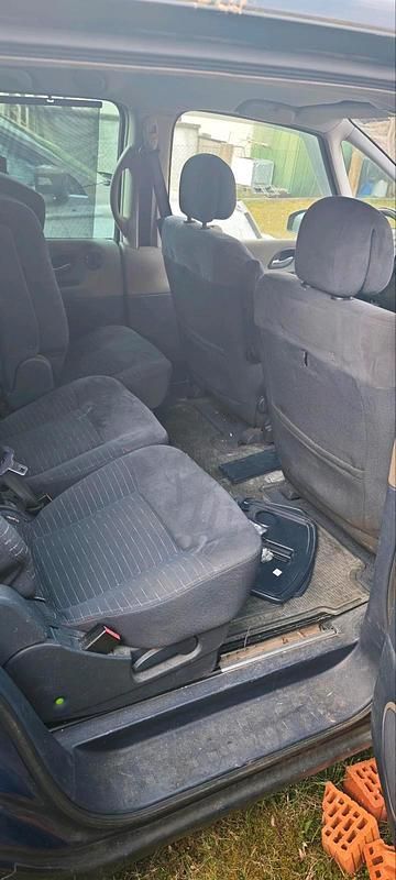 Gebraucht Renault Grand Espace 163 PS (119 kW) 2004 Blau Van / Kleinbus