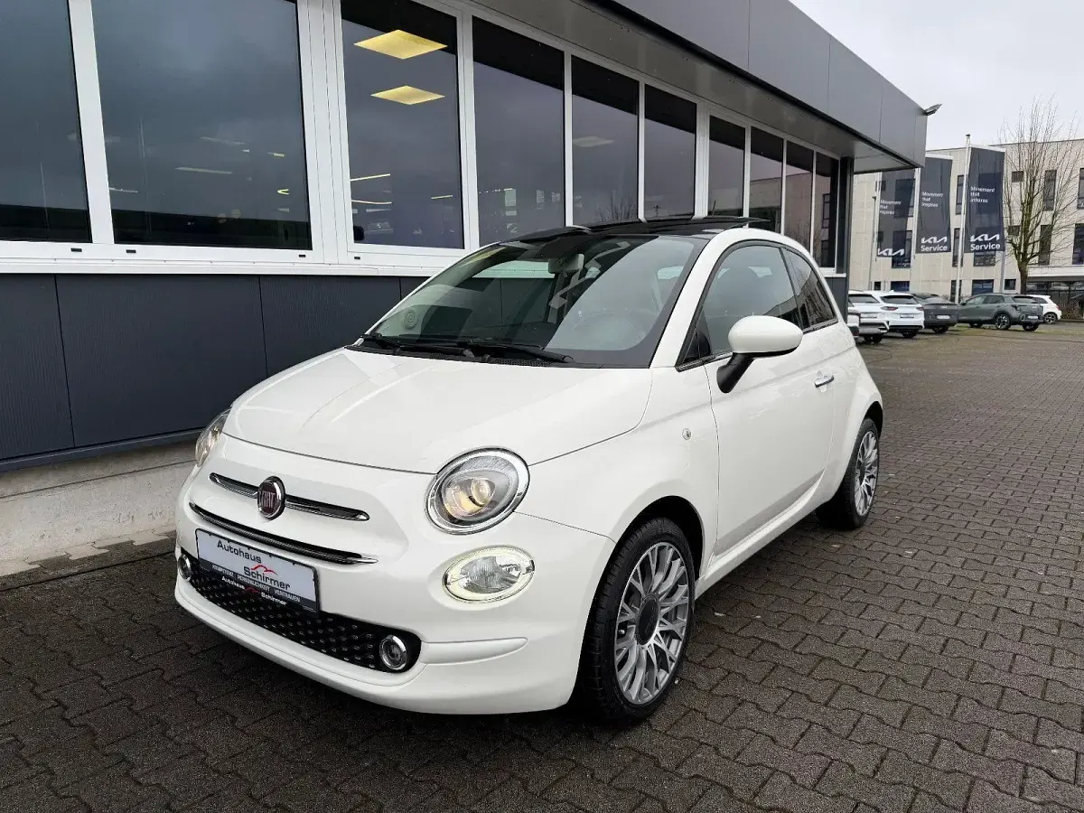 Gebraucht Fiat 500 Lounge 69 PS (50 kW) 2018 Weiß Kleinwagen