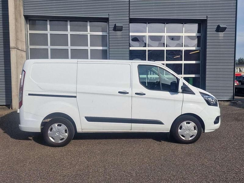 Gebraucht Ford Transit Custom 84 PS (61 kW) 2022 Weiß Limousine