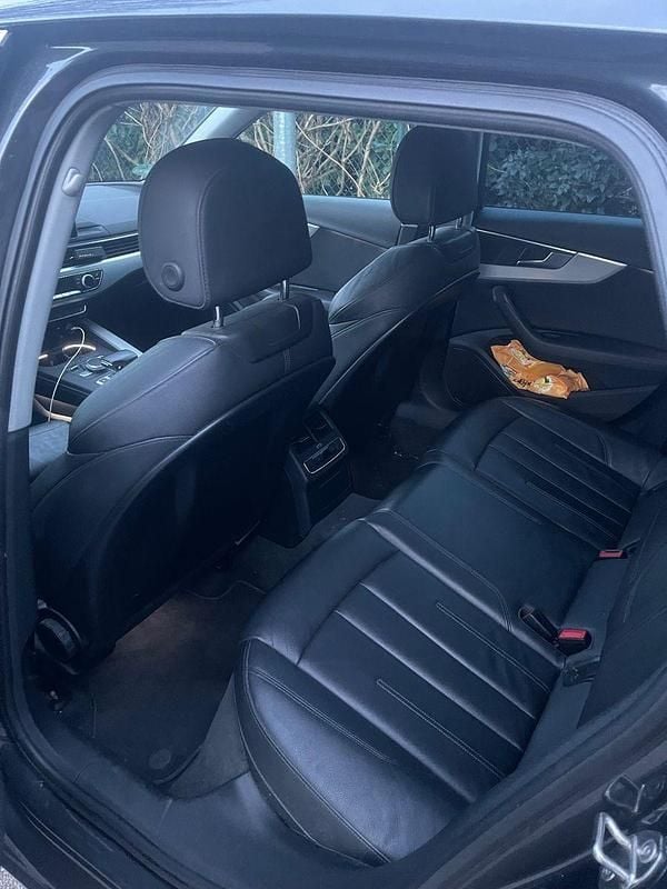 Gebraucht Audi A4 Sport 190 PS (139 kW) 2016 Grau Kombi