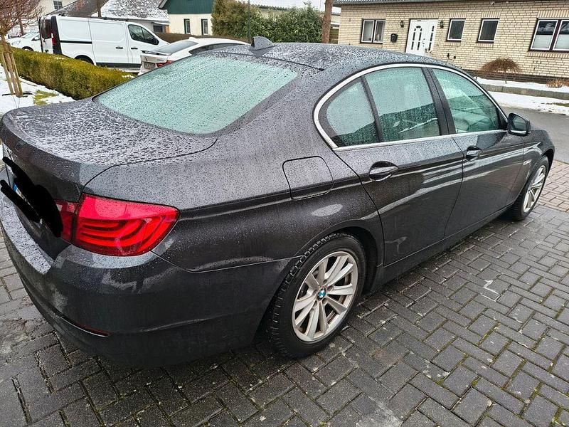Gebraucht BMW 530 245 PS (180 kW) 2010 Grau Limousine