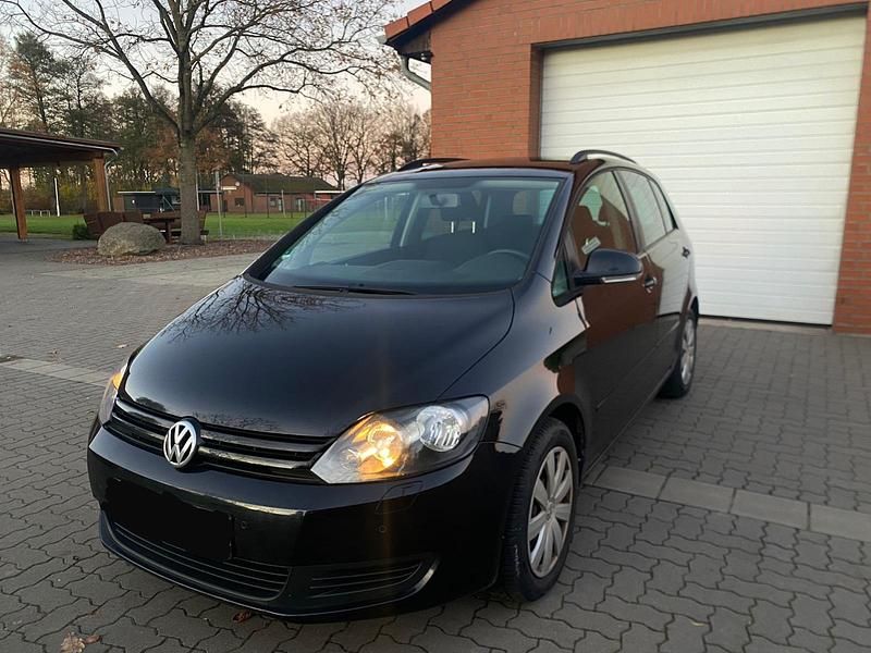 Gebraucht VW Golf VI Comfortline 105 PS (77 kW) 2011 Kleinwagen