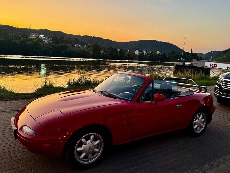 Schwarz Gebraucht 1990 Mazda MX5 Cabrio | 15.000 € - Bild 1/4
