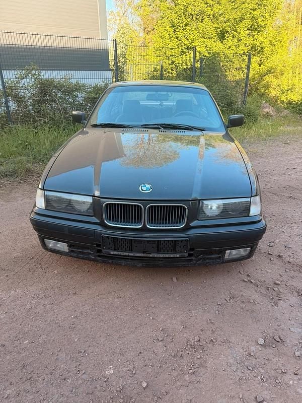 Usata BMW 325 192 CV (141 kW) 1992 Nero Coupé