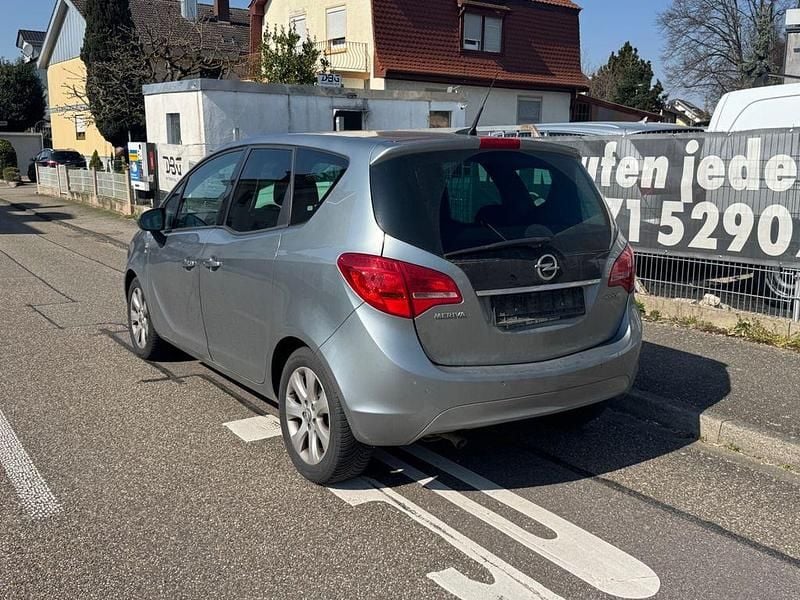 Gebraucht Opel Meriva 110 PS (80 kW) 2012 Silber Van / Kleinbus