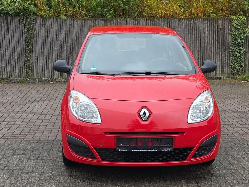 Second-hand Renault Twingo Authentique 58 CP (42 kW) 2009 Roșu Hatchback