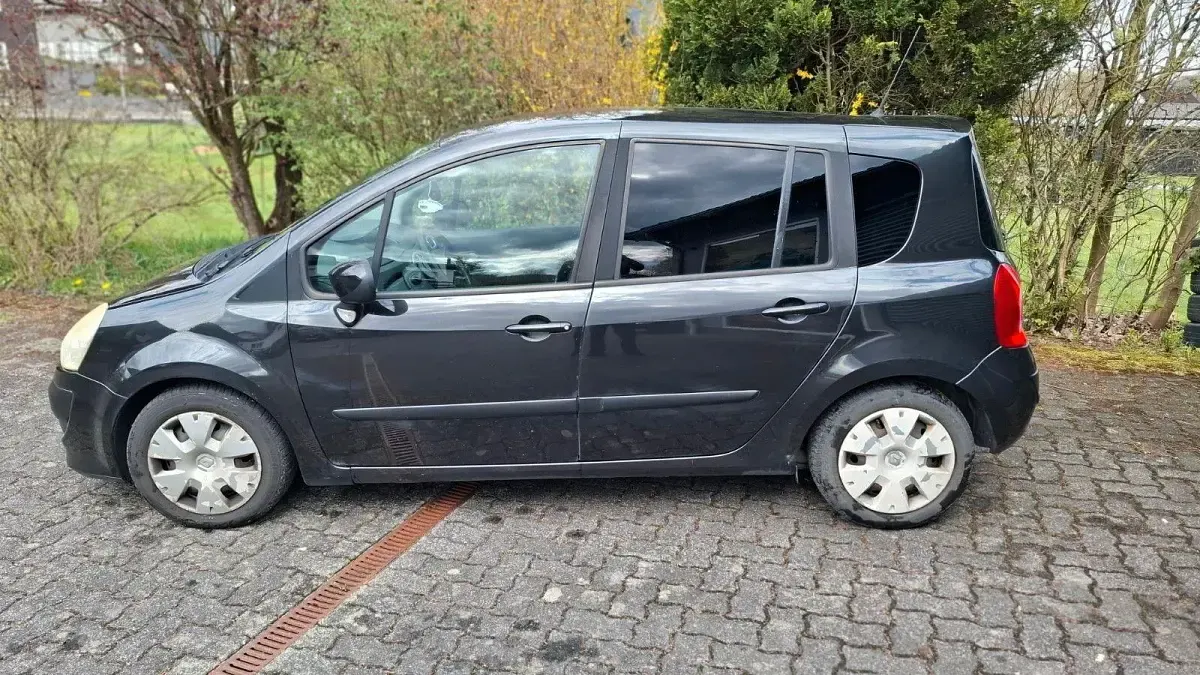 Gebraucht Renault Modus Dynamique 86 PS (63 kW) 2008 Schwarz Van / Kleinbus