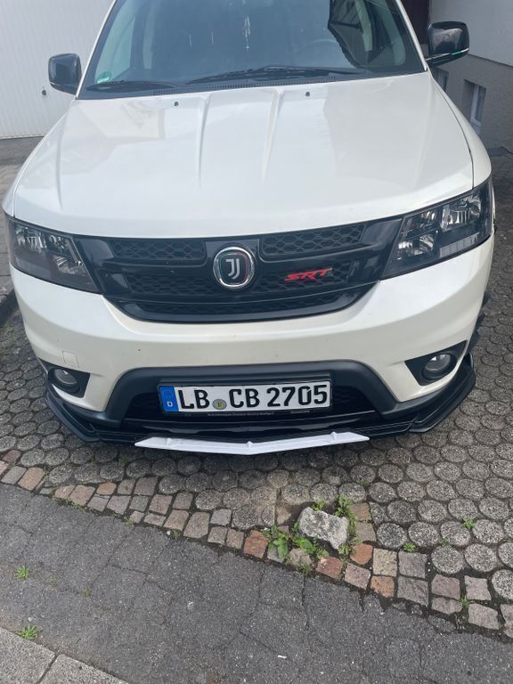 Weiß Gebraucht 2015 Fiat Freemont Black Code SUV | 13.500 € (Teuer) - Bild 1/4