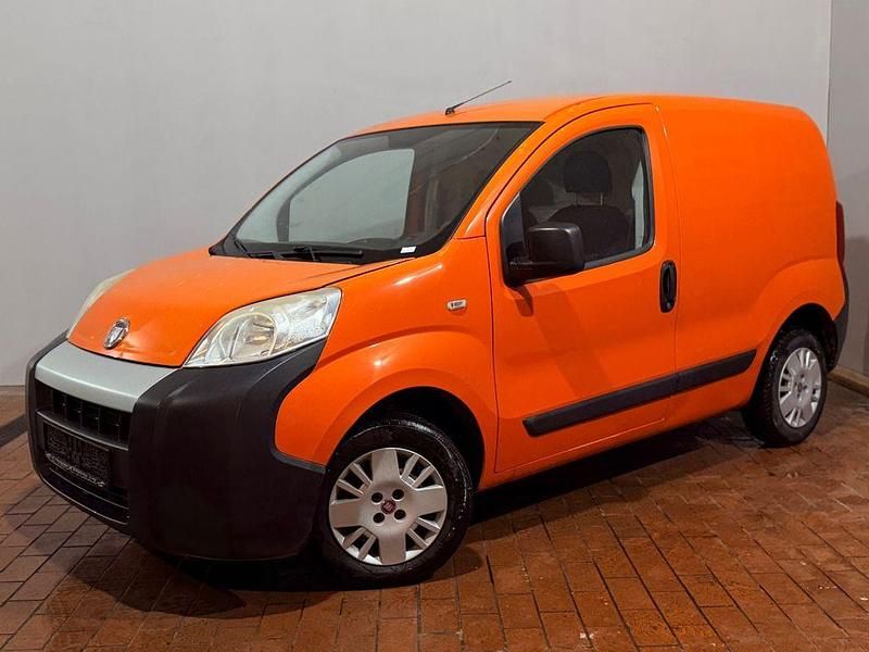 Gebraucht Fiat Fiorino 75 PS (55 kW) 2011 Orange Van / Kleinbus