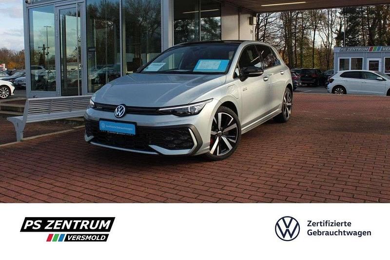 Oyster silver Gebraucht 2025 VW Golf VIII GTE Limousine | 39.630 € (Guter Preis) - Bild 1/3