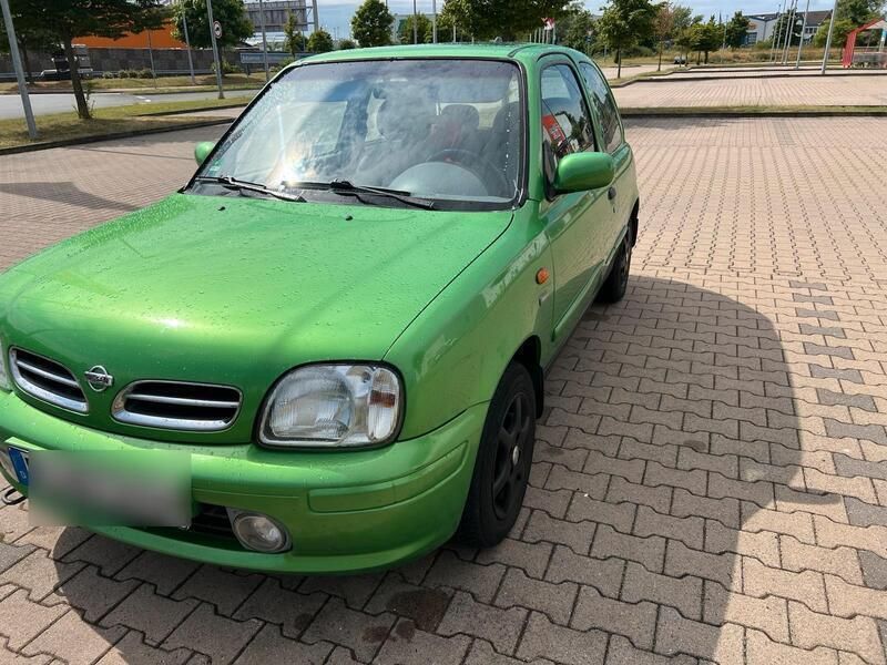 Grün Gebraucht 1998 Nissan Micra Kleinwagen | 400 € (Superpreis) - Bild 1/4