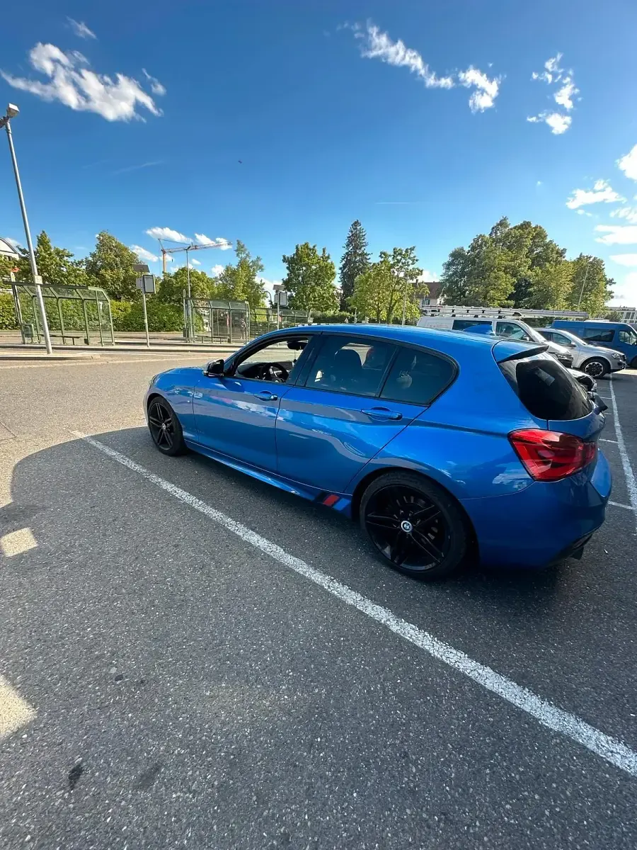Gebraucht BMW 125 M Sport 220 PS (161 kW) 2016 Blau Kleinwagen