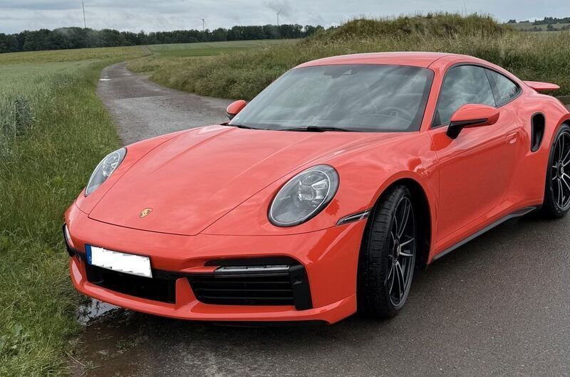Orange Gebraucht 2020 Porsche 992 Coupé | 142.000 € - Bild 1/4